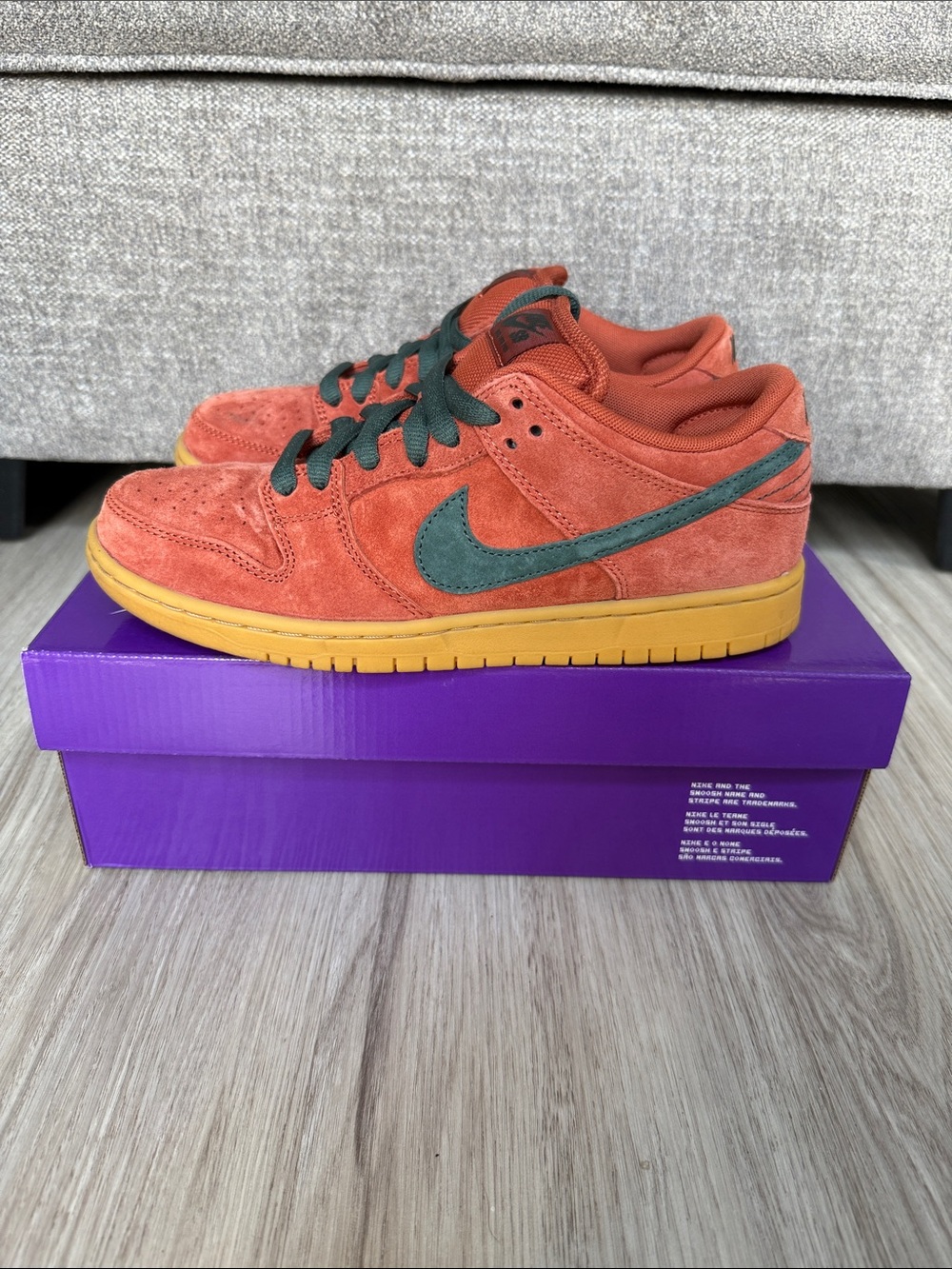 Nike SB Dunk Low Pro Men’s Burnt Sunrise Suede/Vintage Green HF3704-800
